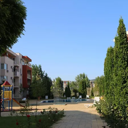 Nessebar Fort Club Grand Resort Hotel apartamentowy *