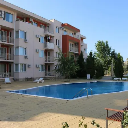 Nessebar Fort Club Grand Resort Hotel apartamentowy *